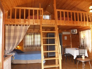 Interior cabaña 4 personas Interior cabaña 4 personas